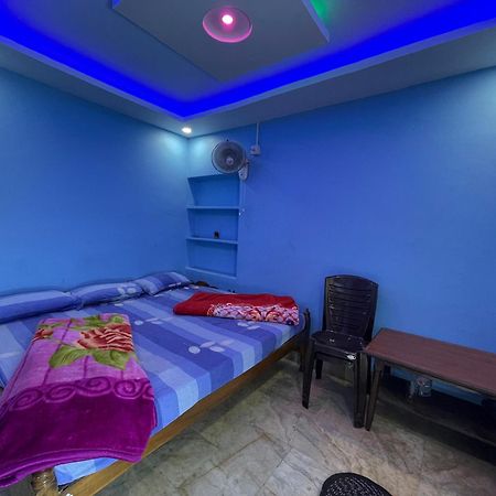 Hotel Radha Krishna Puri Eksteriør bilde