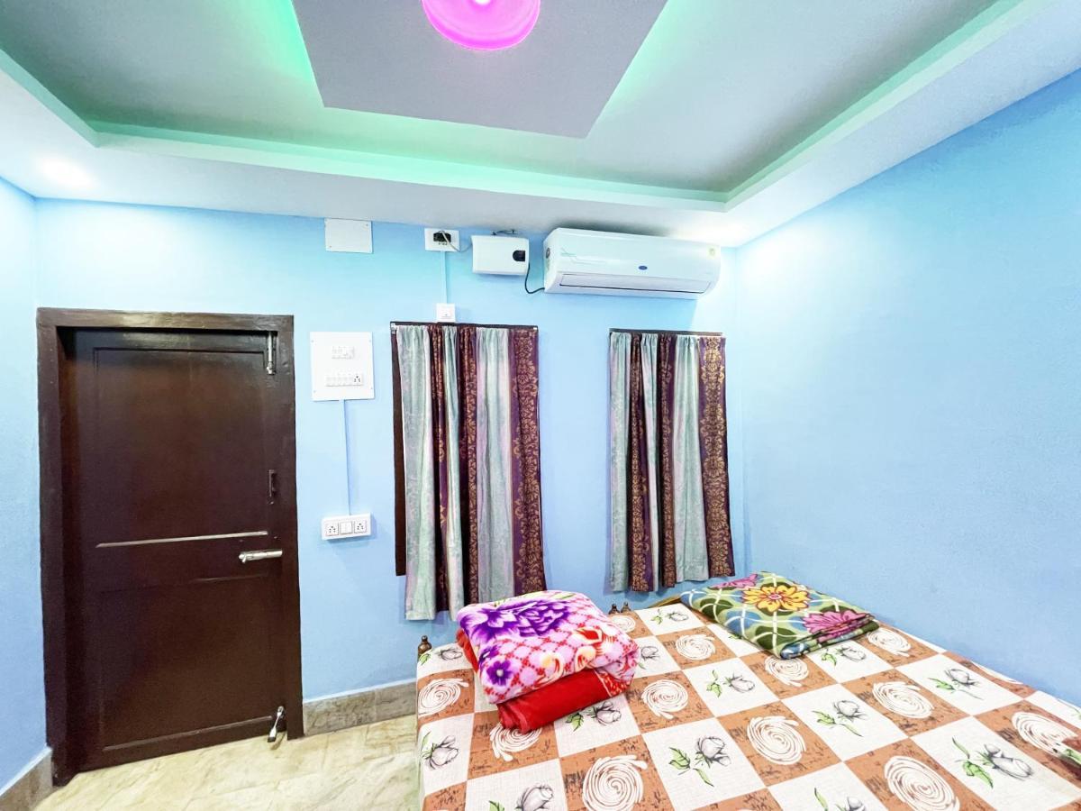 Hotel Radha Krishna Puri Eksteriør bilde